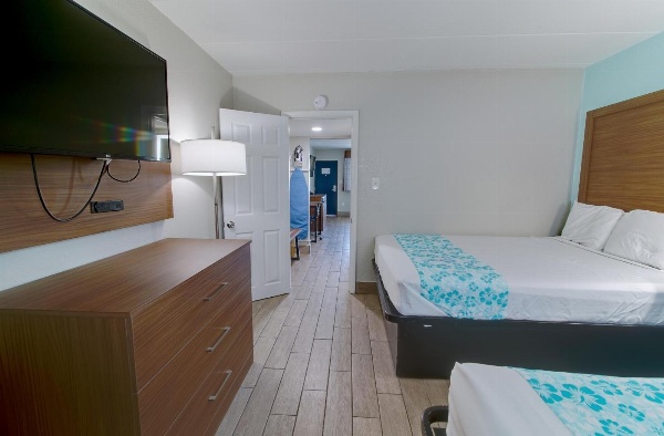 Seashire Inn & Suites image 17