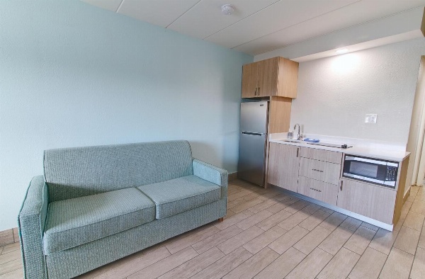 Seashire Inn & Suites image 18